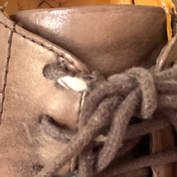 Brown Jos.A. Banks Men’s lace up leather Oxford Dressy Work shoes. Size 8.5 D main image 4